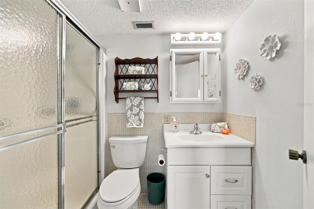 3840 Catalina Drive , Bradenton, FL 34210 Photo