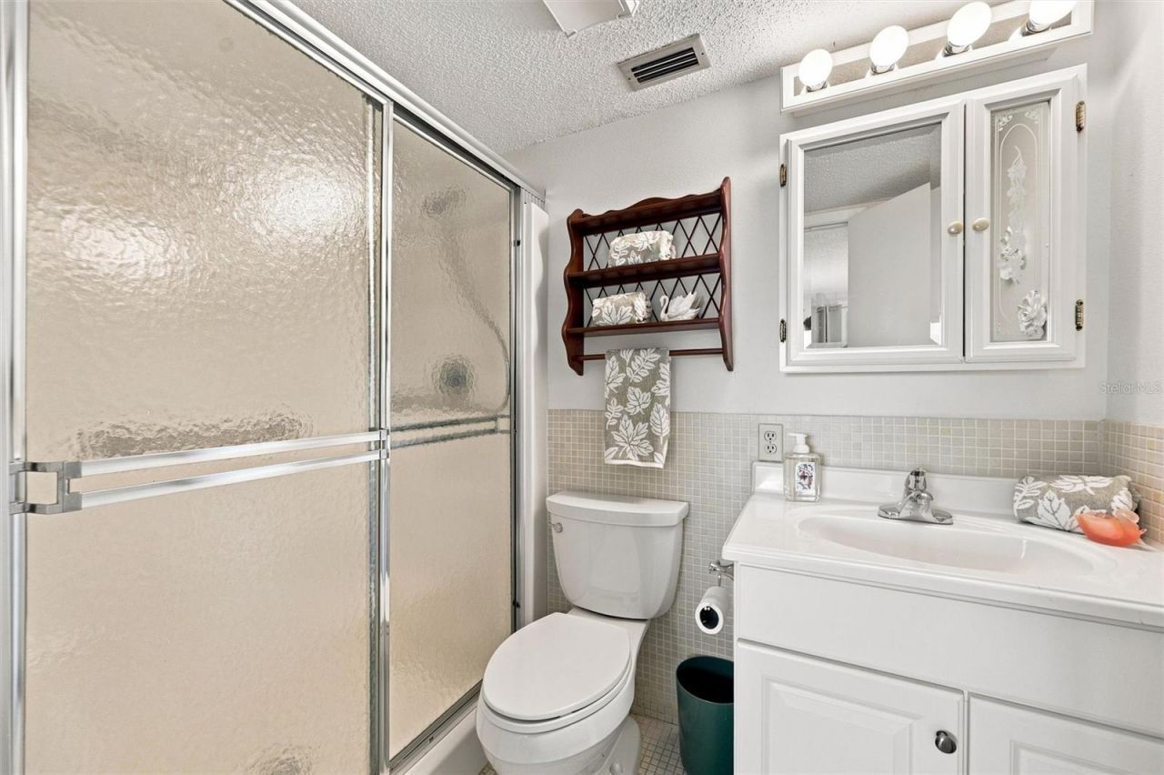 3840 Catalina Drive , Bradenton, FL 34210 Photo