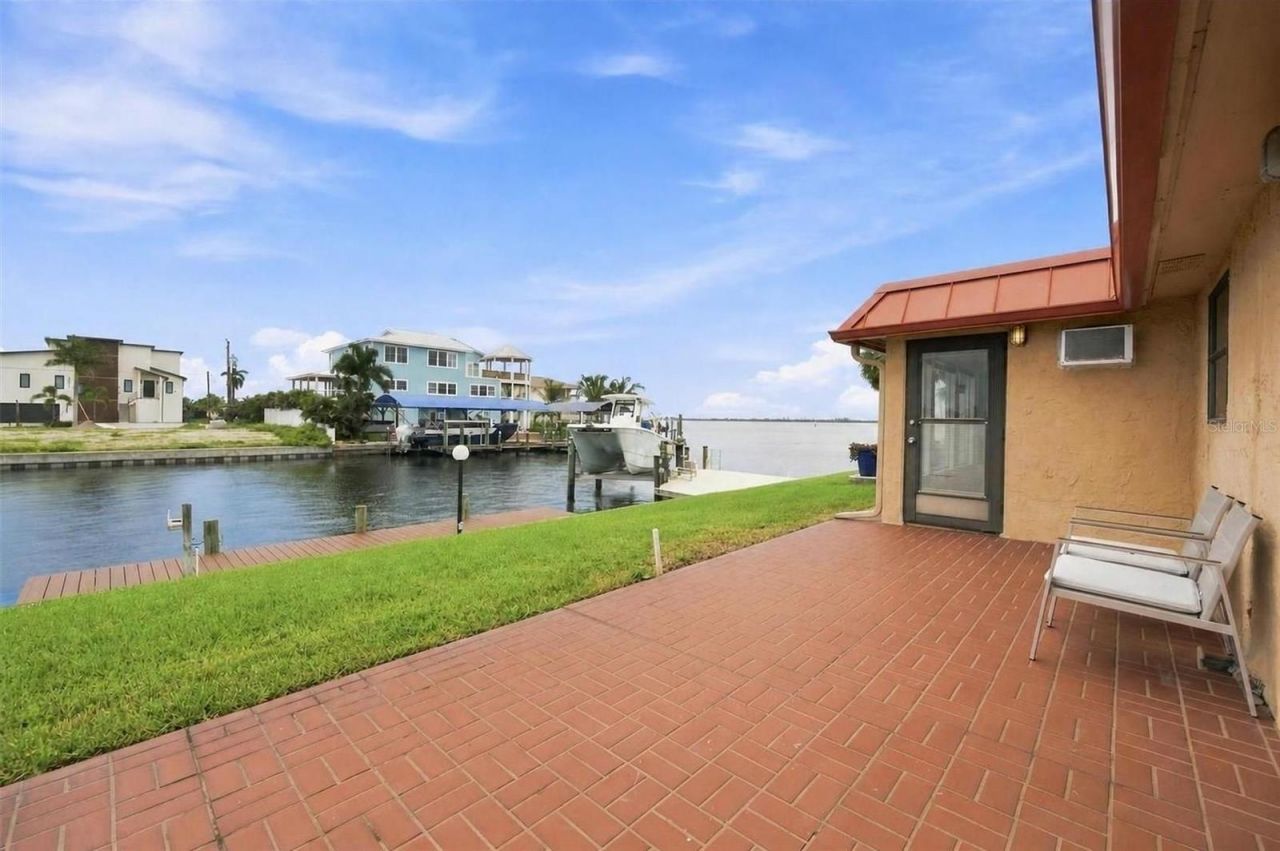 3840 Catalina Drive , Bradenton, FL 34210 Photo
