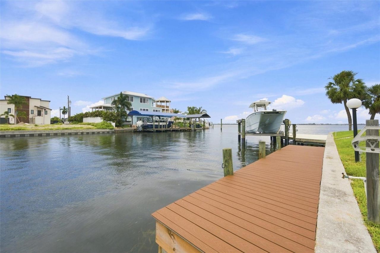 3840 Catalina Drive , Bradenton, FL 34210 Photo