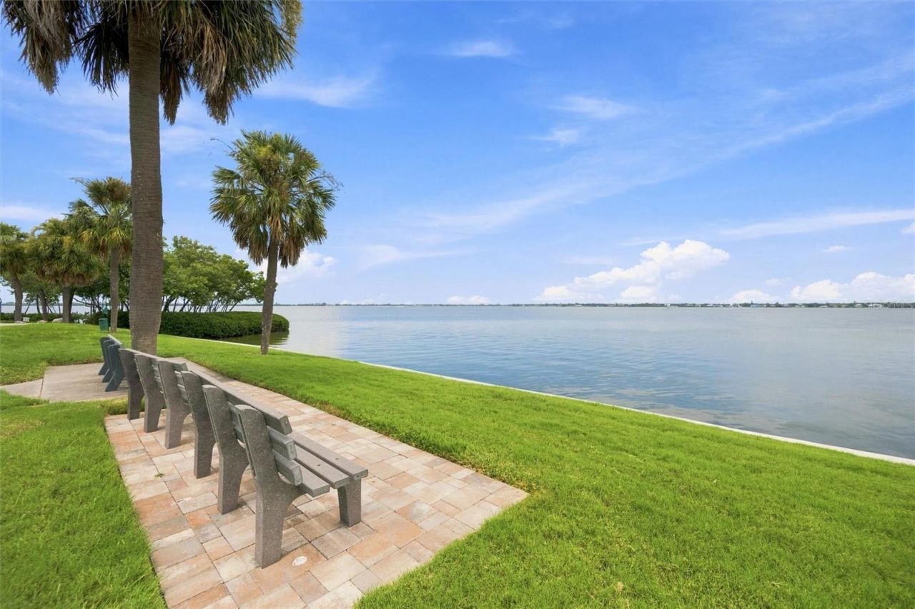 3840 Catalina Drive , Bradenton, FL 34210 Photo