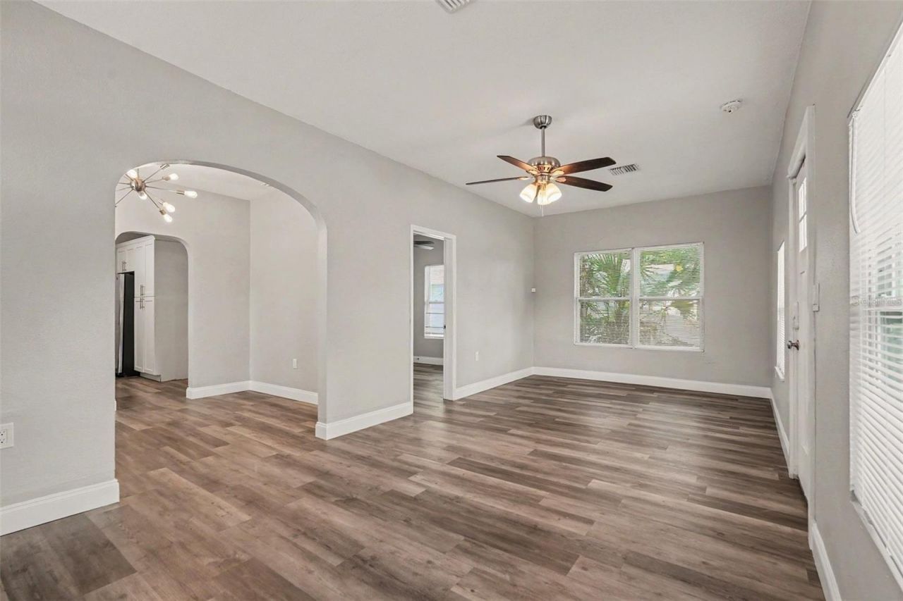 1900 46th St S , Saint Petersburg, FL 33711 Photo