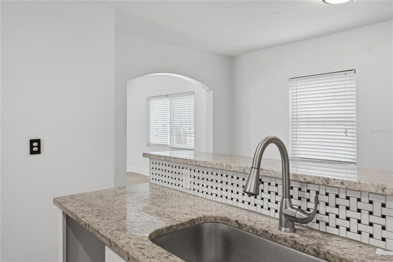 2861 17th Avenue N, Saint Petersburg, FL 33713 Photo