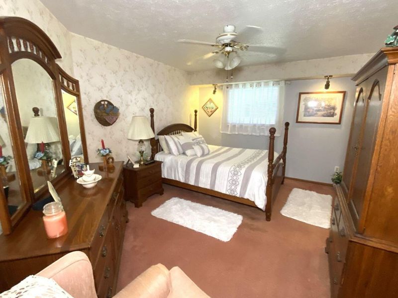 310 Woodview Drive, Bellefontaine, OH 43311 Photo 10