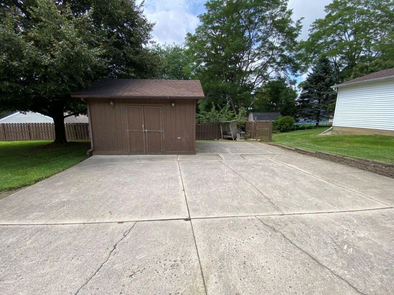 310 Woodview Drive, Bellefontaine, OH 43311 Photo 20
