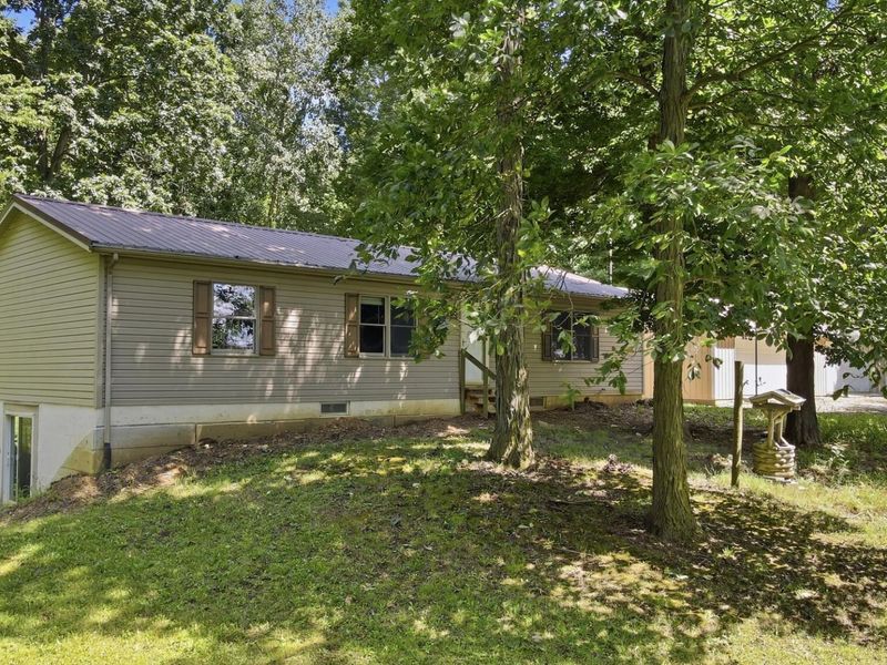 11639 Fosdyke Road, Utica, OH 43080 Photo 1