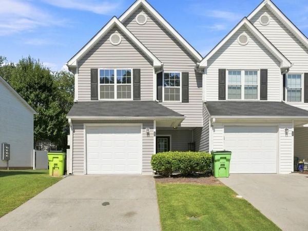 6886 Gallant Circle SE, Unit 20, Mableton, GA 30126