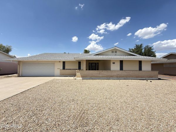 10350 W CARON Drive, Sun City, AZ 85351