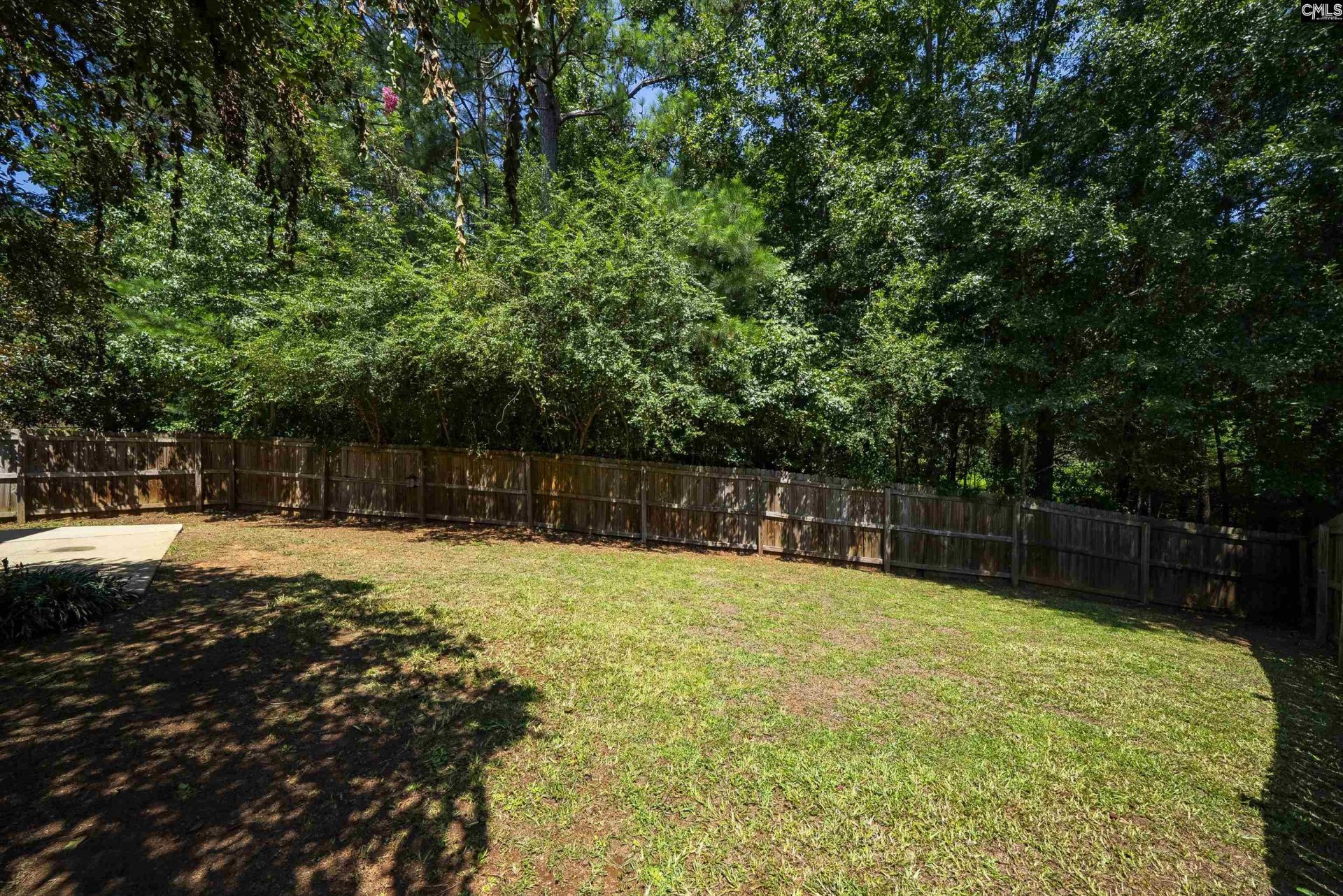 135 Merowey Court Photo 25