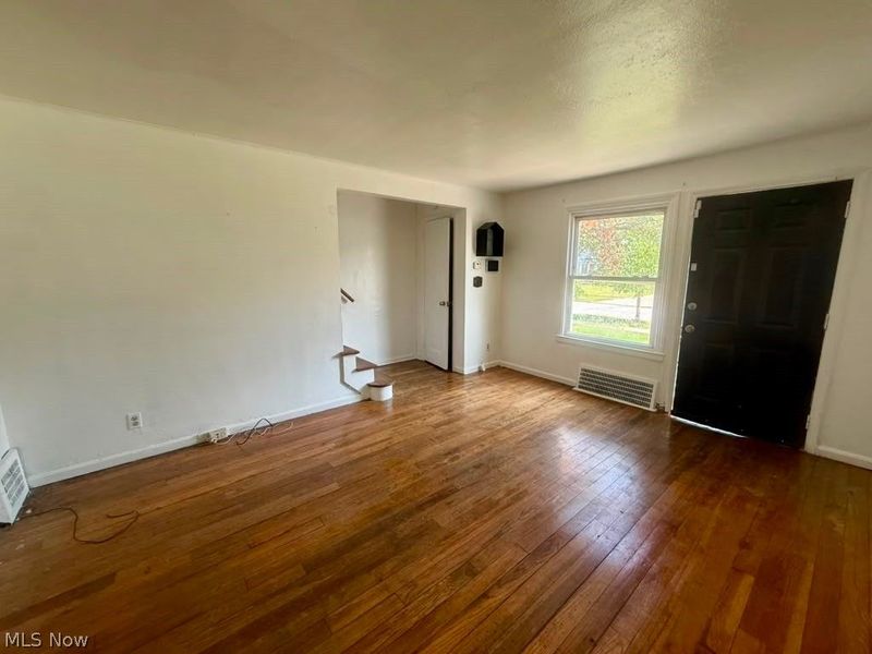 24801 Fisher Road, Euclid, OH 44117 Photo 5