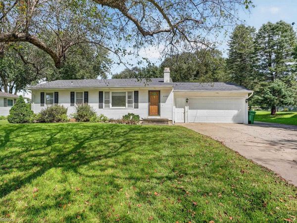 5147 Foulk Rd , Waterloo, IA 50702