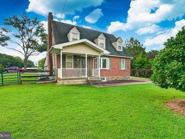 1819 LARKIN ROAD, UPPER CHICHESTER, PA 19061