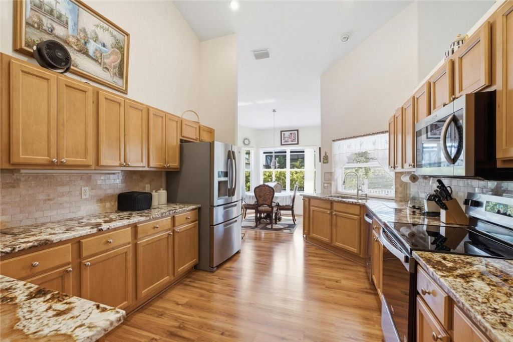 6445 36th Place, Vero Beach, FL 32966 Photo