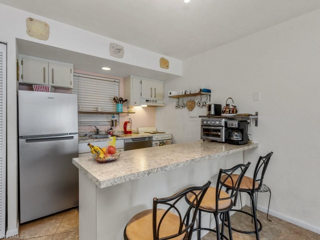 1027 Anglers Cv, Unit B501, Marco Island, FL 34145 Photo