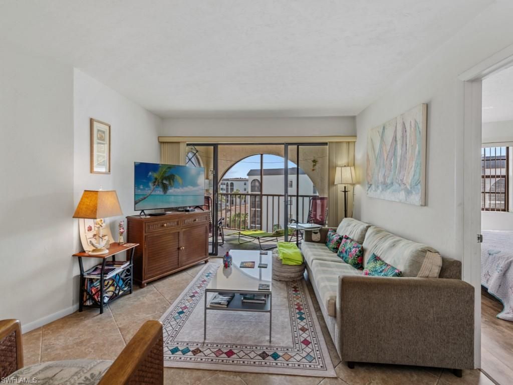 1027 Anglers Cv, Unit B501, Marco Island, FL 34145 Photo