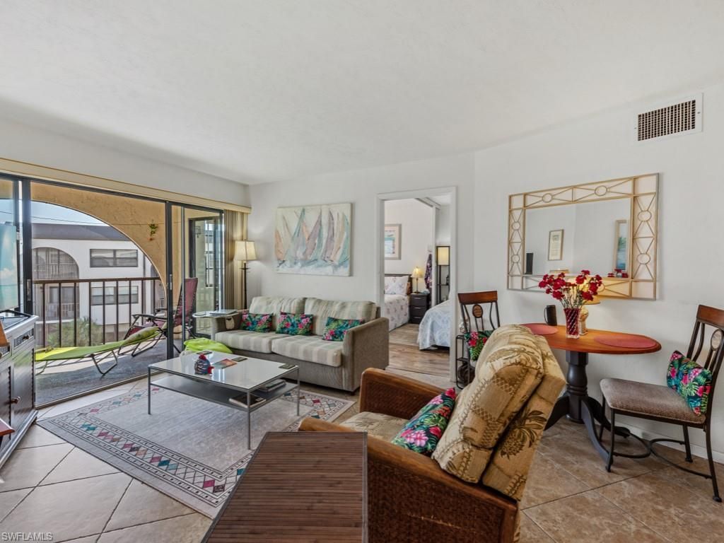 1027 Anglers Cv, Unit B501, Marco Island, FL 34145 Photo
