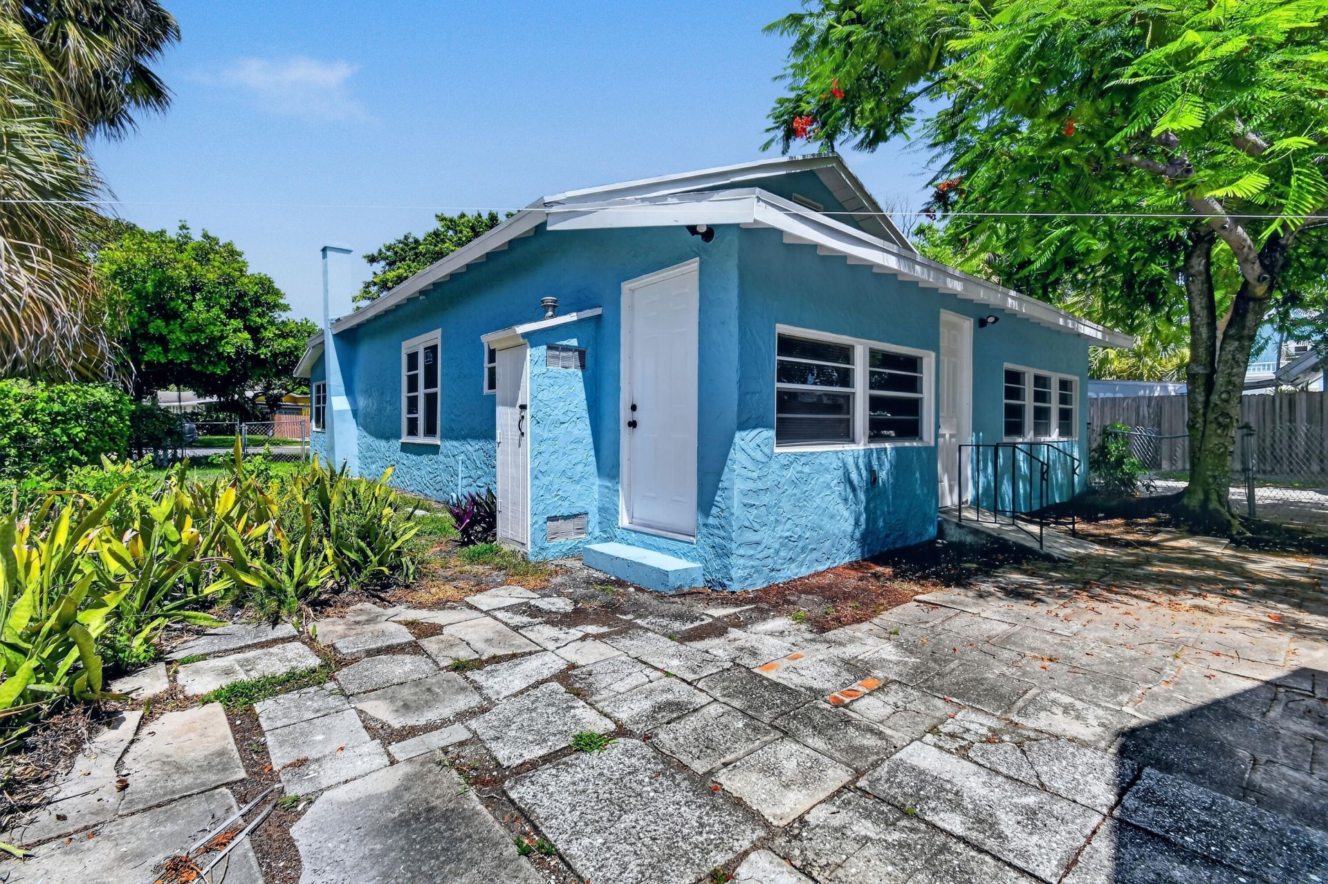 3714 Henry Avenue, West Palm Beach, FL 33405 Photo