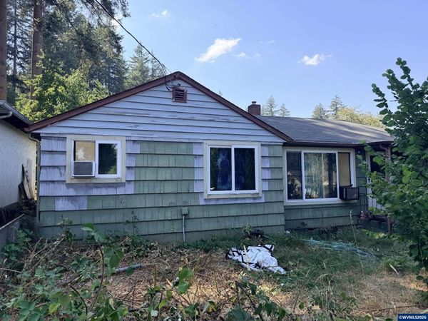 140 7th Av, Sweet Home, OR 97386