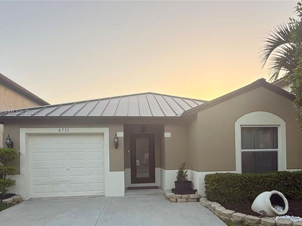 6711 Spring Garden Run, Lake Worth, FL 33463