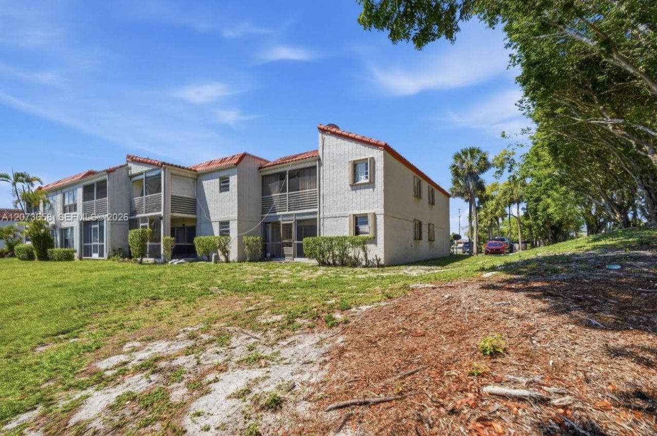 7460 Woodmont Ter , Unit 101, Tamarac, FL 33321 Photo