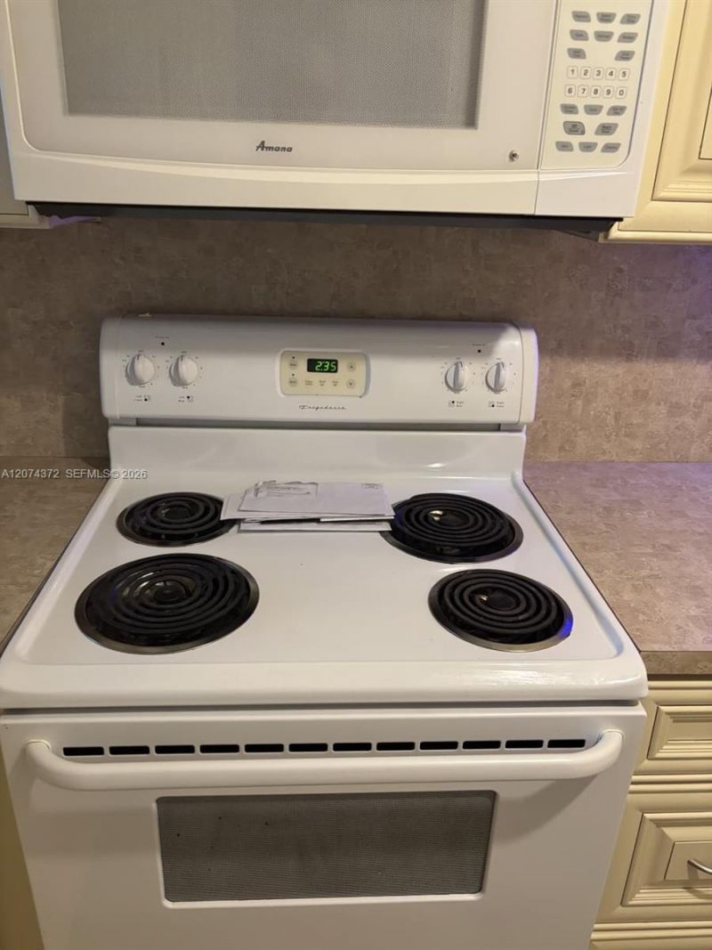 9471 Evergreen Pl, Unit 106, Davie, FL 33324 Photo