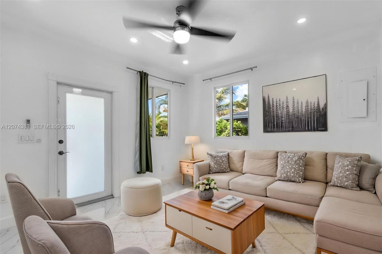 330 NW 82nd Ter , Miami, FL 33150 Photo