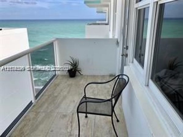 3725 S Ocean Dr , Unit 1605, Hollywood, FL 33019