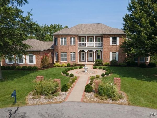119 Clubhouse Drive , Makanda, IL 62958