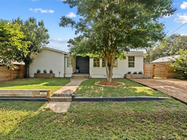 103 N Avenue C, Johnson City, TX 78636