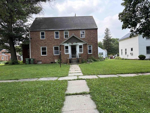 315 Locust Street, Allison, IA 50602