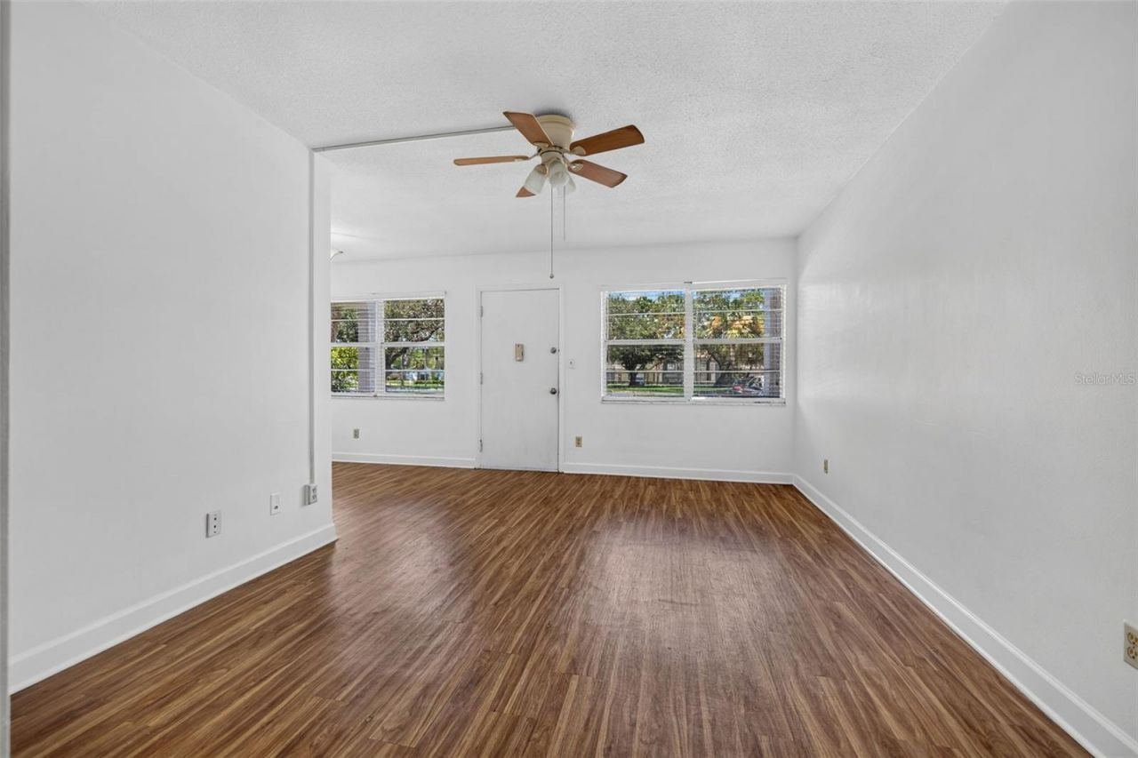 1000 79th Avenue N, Unit 111, Saint Petersburg, FL 33702 Photo