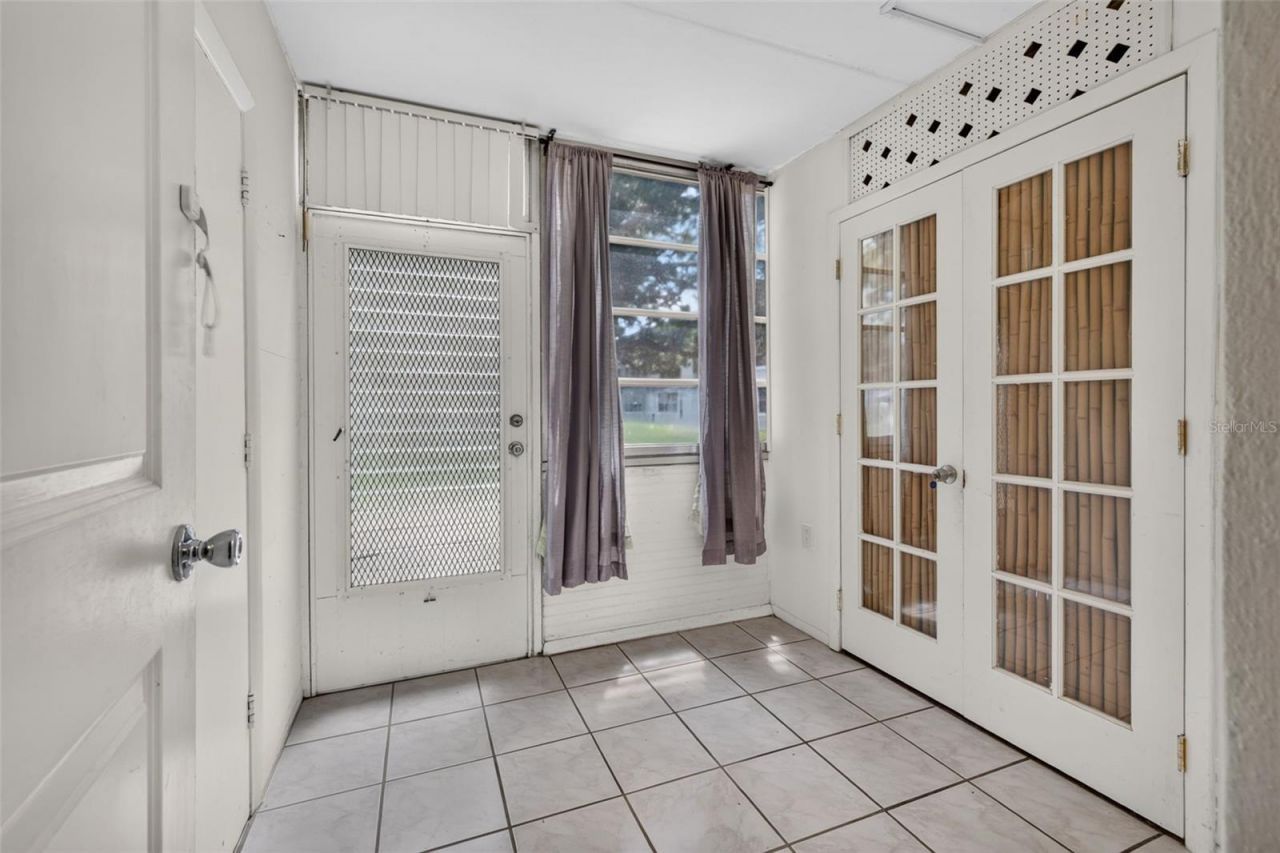1000 79th Avenue N, Unit 111, Saint Petersburg, FL 33702 Photo