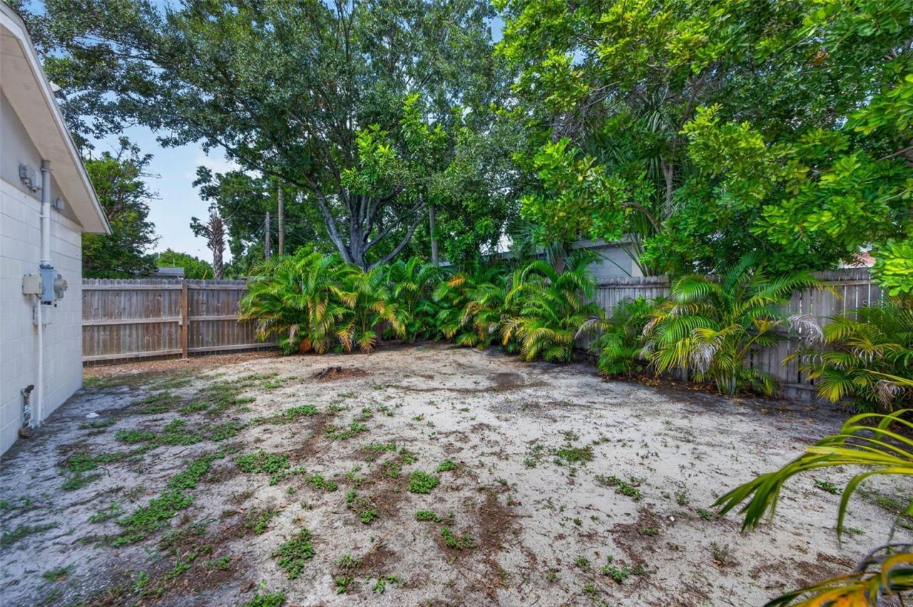 2175 43rd Avenue N, Saint Petersburg, FL 33714 Photo