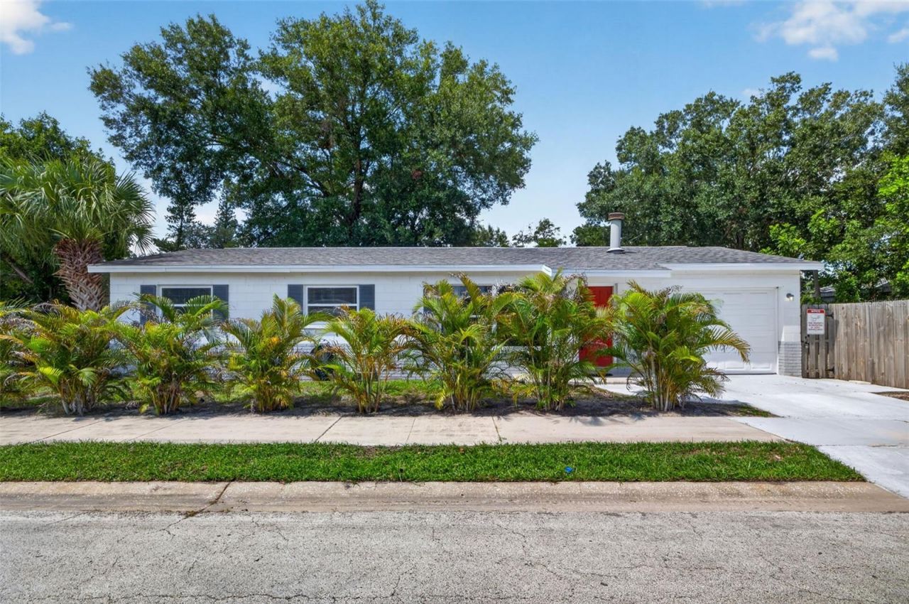 2175 43rd Avenue N, Saint Petersburg, FL 33714 Photo