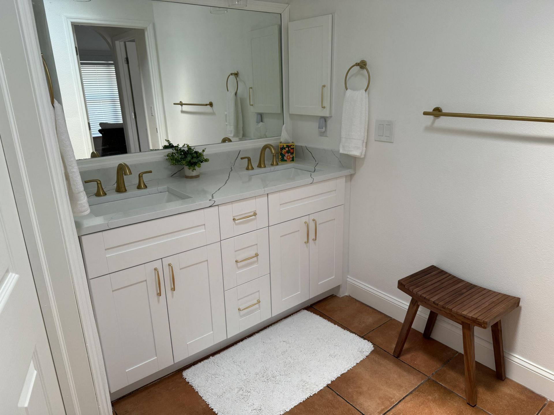 3204 6th Avenue, Holmes Beach, FL 34217 Photo