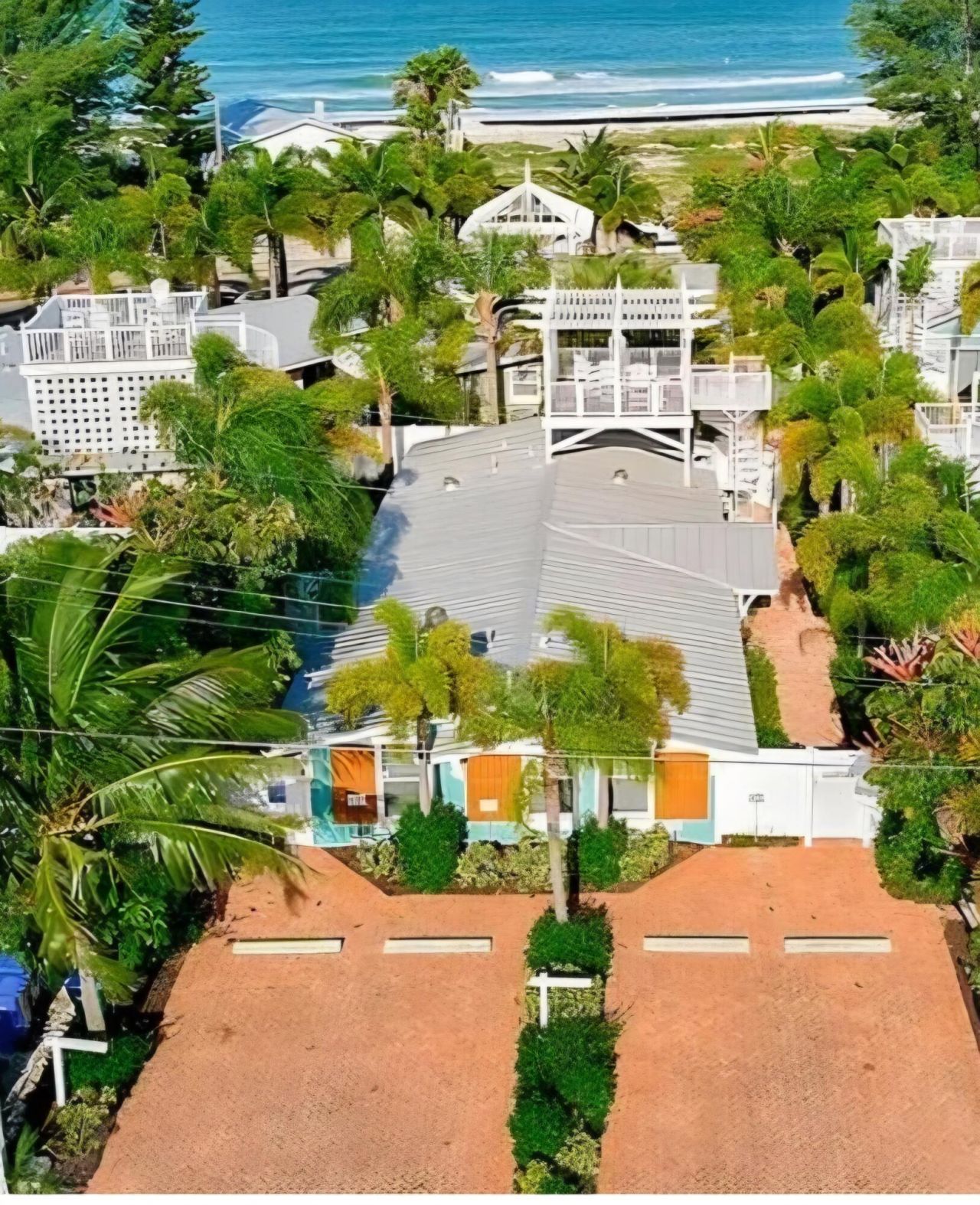 3204 6th Avenue, Holmes Beach, FL 34217 Photo