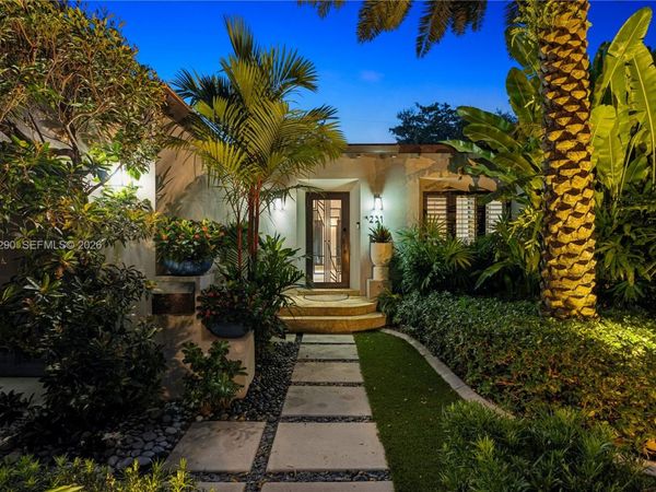 231 Fluvia Ave , Unit -, Coral Gables, FL 33134