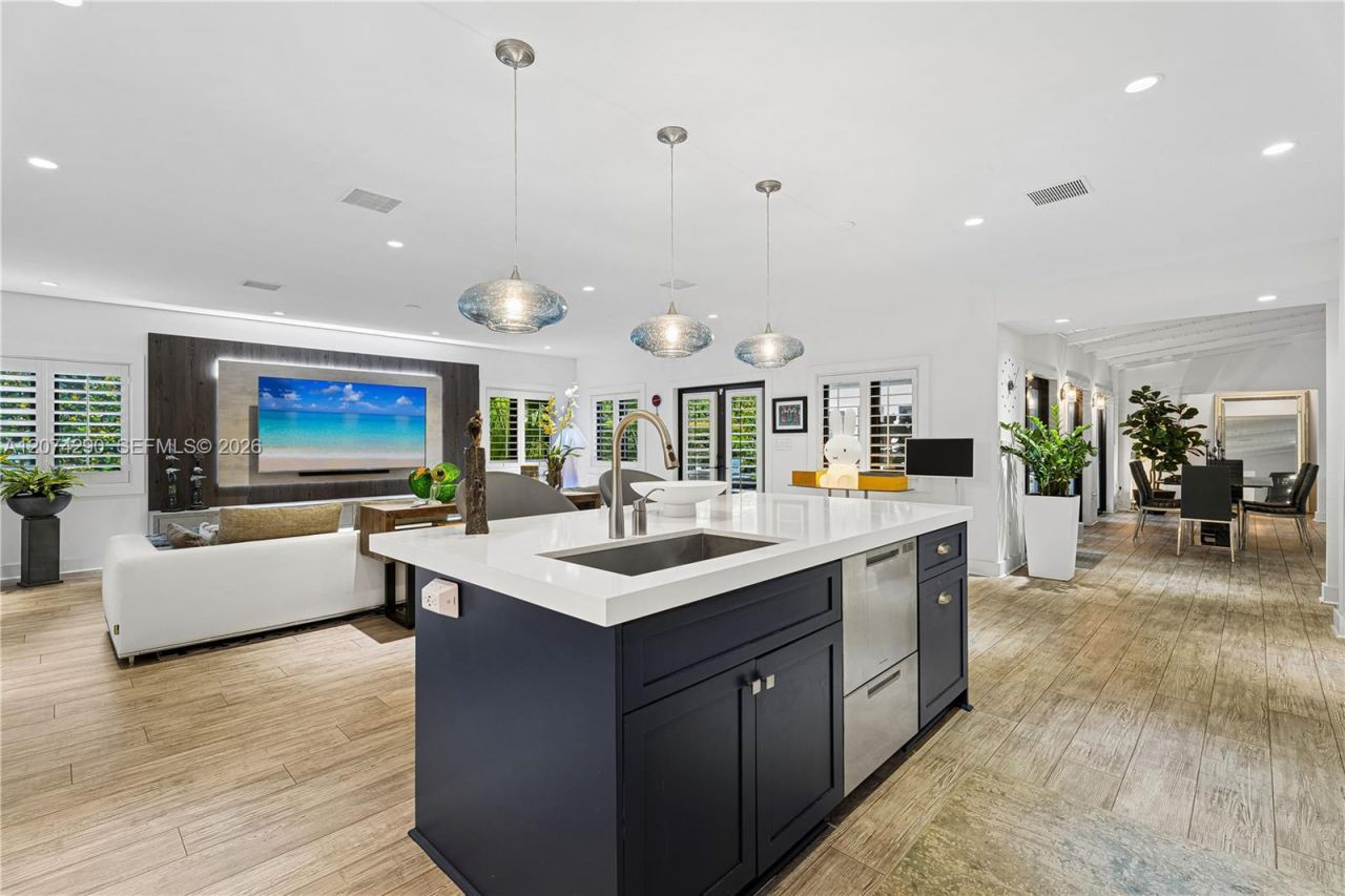 231 Fluvia Ave , Unit -, Coral Gables, FL 33134 Photo