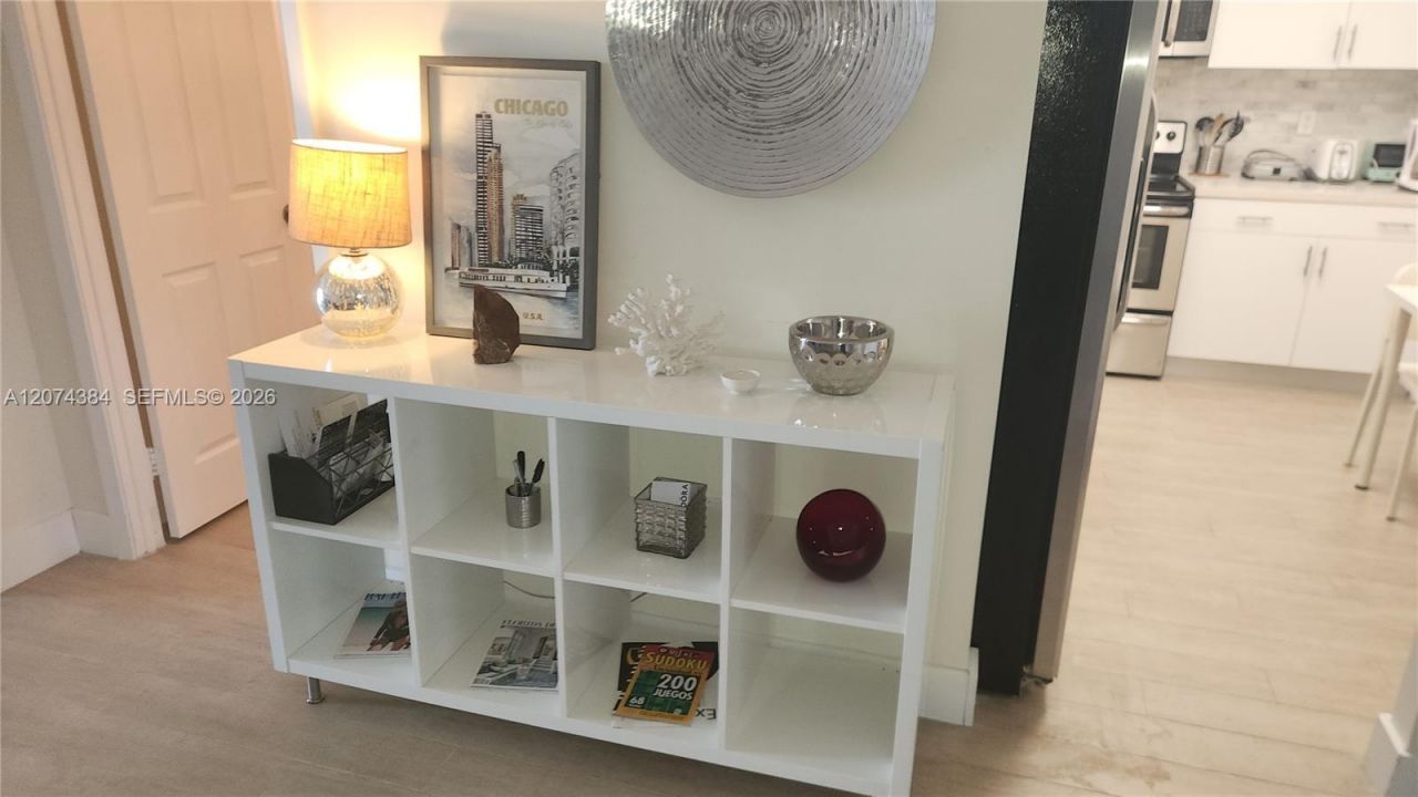 500 Bayview Dr , Unit 1725, Sunny Isles Beach, FL 33160 Photo