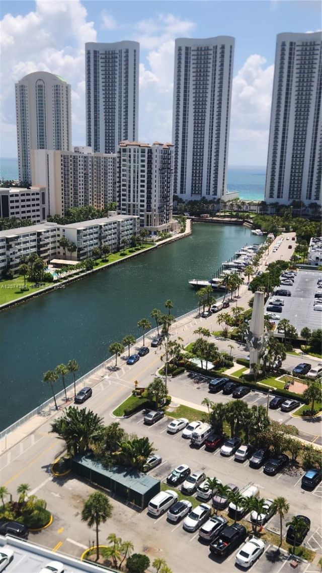 500 Bayview Dr , Unit 1725, Sunny Isles Beach, FL 33160 Photo