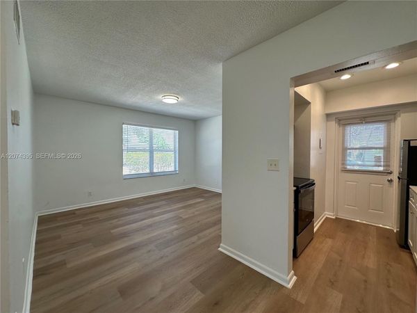 2822 Van Buren St , Unit 101, Hollywood, FL 33020