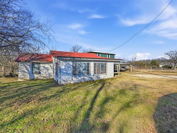 604 S Spears Street, Alvarado, TX 76009