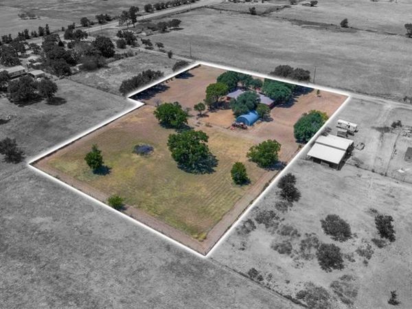 805 S Swanson Road, Mineral Wells, TX 76067