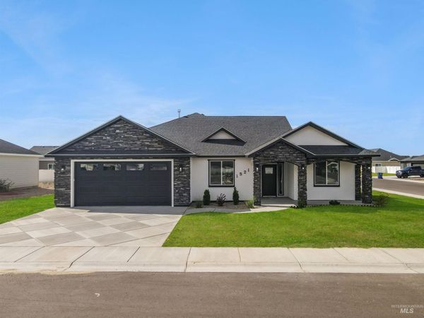 1521 Lavender St, Rupert, ID 83350