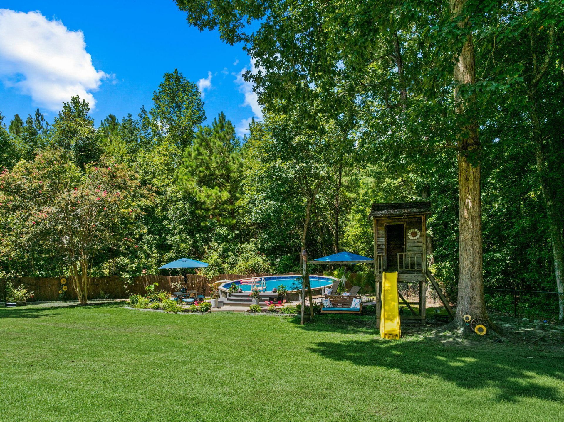 50 Edens Lane Photo 34