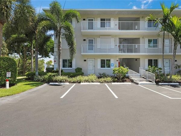 3051 Sandpiper Bay CIR, Unit I101, NAPLES, FL 34112