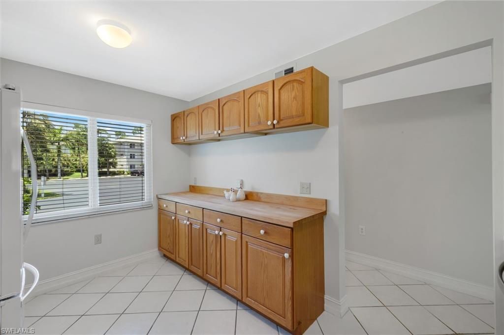 3051 Sandpiper Bay Cir, Unit I101, Naples, FL 34112 Photo