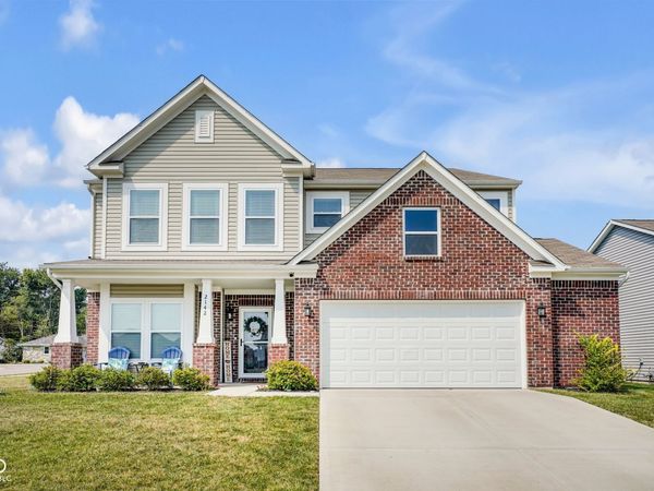 2142 Beacon Court, Columbus, IN 47201
