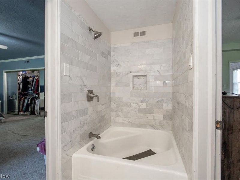 19015 Van Aken Boulevard, Unit 406, Shaker Heights, OH 44122 Photo 11