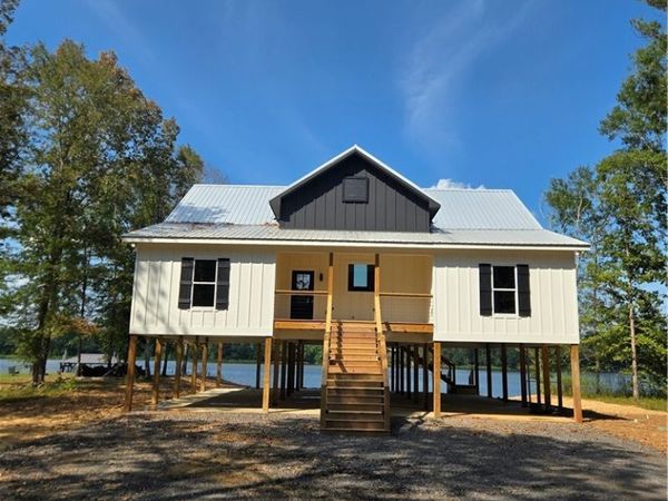 304 Cypress Point Drive, Akron, AL 35441